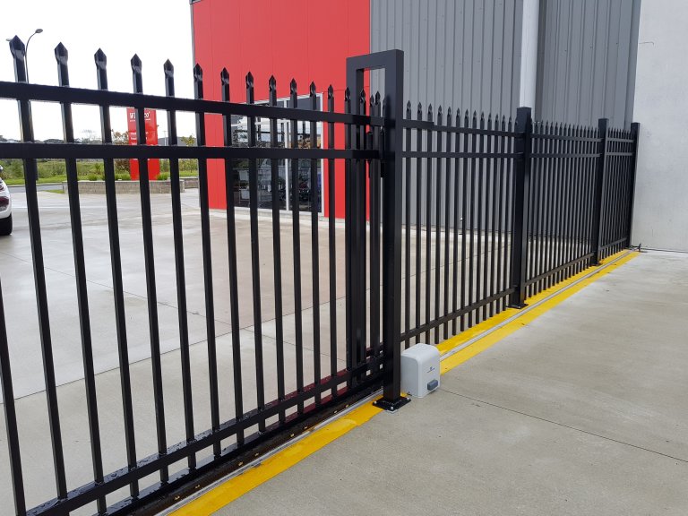 security sliding gate strong fencing 1